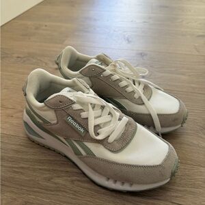 Reebok Retro Runner in Cream, Beige & Light Green